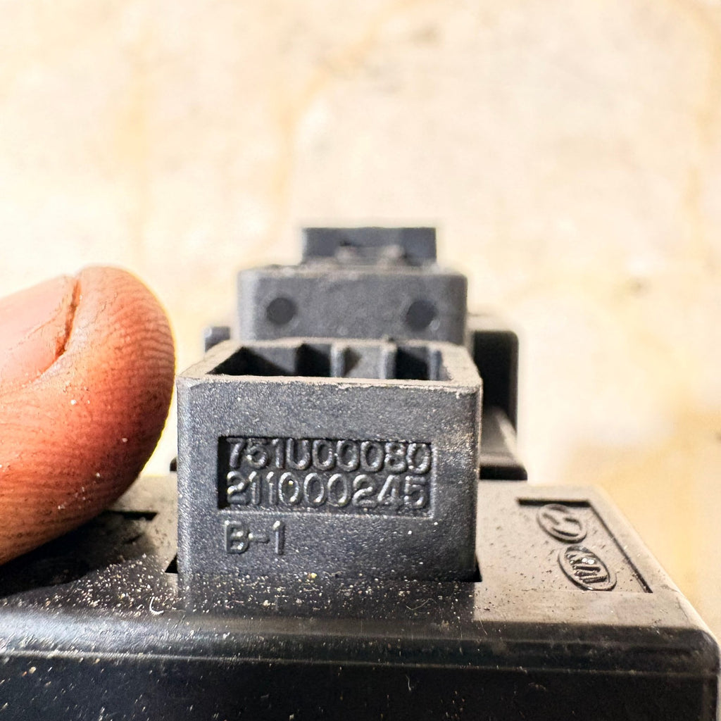 Hyundai i20 PB 2012-2014 Headlight Levelling Dimmer ESC Switch 93700-1J750RY