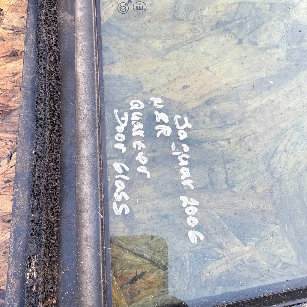 Jaguar X-Type Estate 2005-2009 Rear Door Quarter Glass Window Left NS C2S19492
