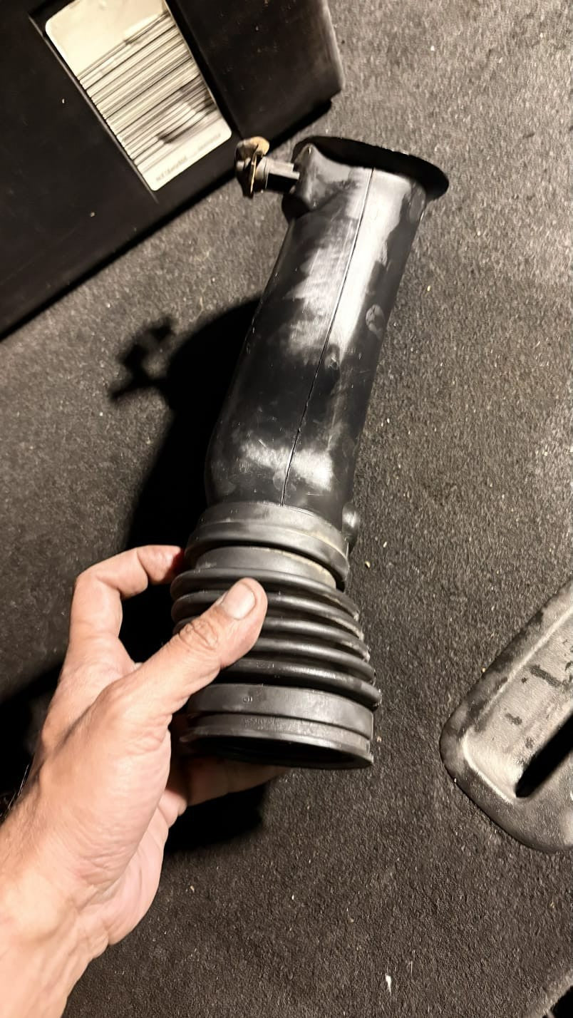 HONDA CIVIC MK7 01-05 1.4 PETROL AIR INTAKE PIPE HOSE