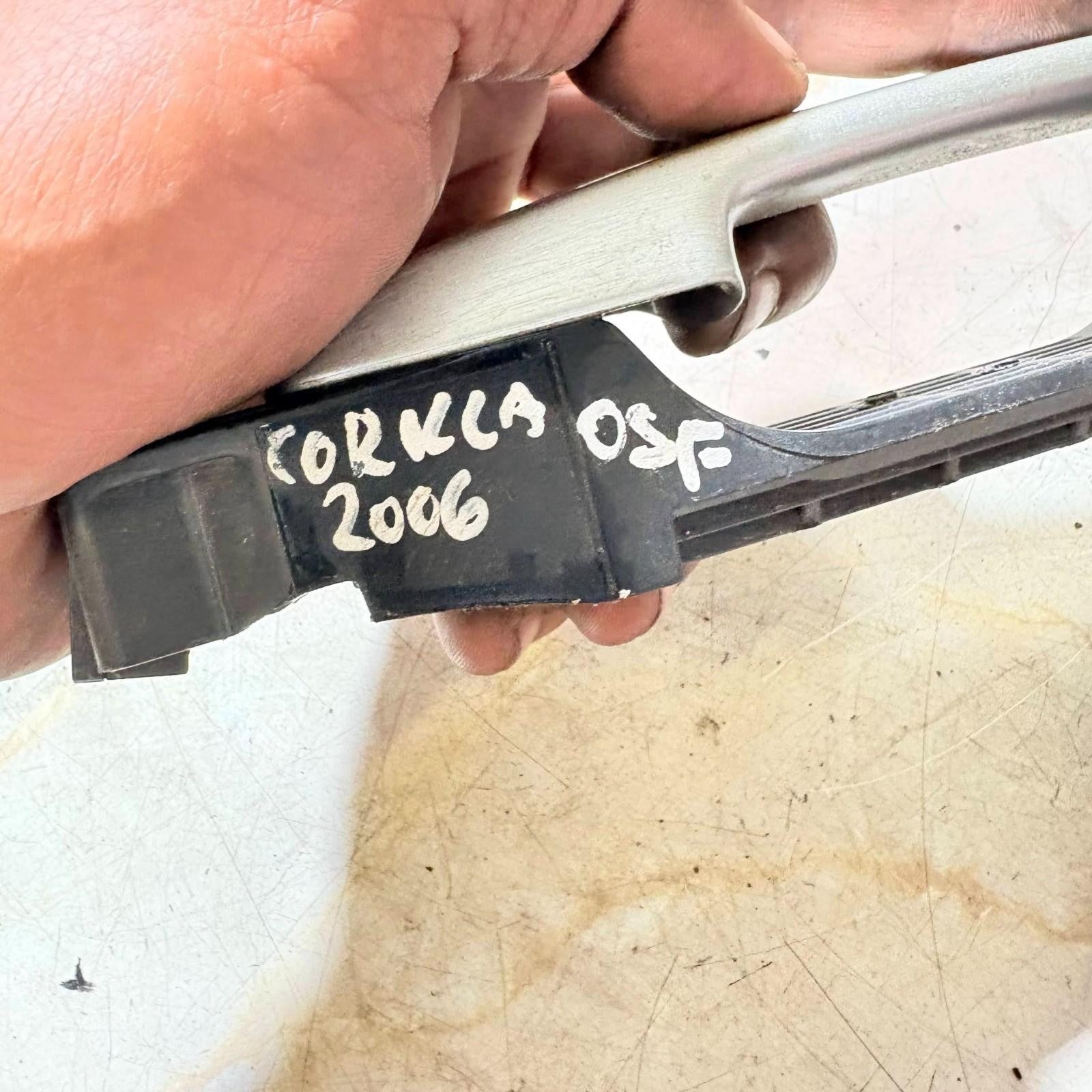 TOYOTA COROLLA 2006 DRIVER FRONT RIGHT EXTERIOR DOOR HANDLE