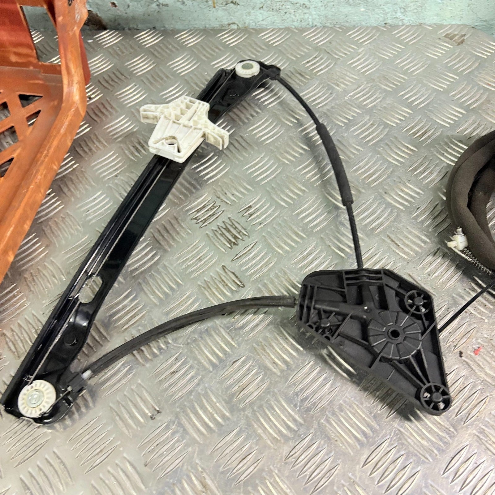SKODA RAPID 2012-2018 PASSENGER REAR LEFT WINDOW REGULATOR 5JA839461