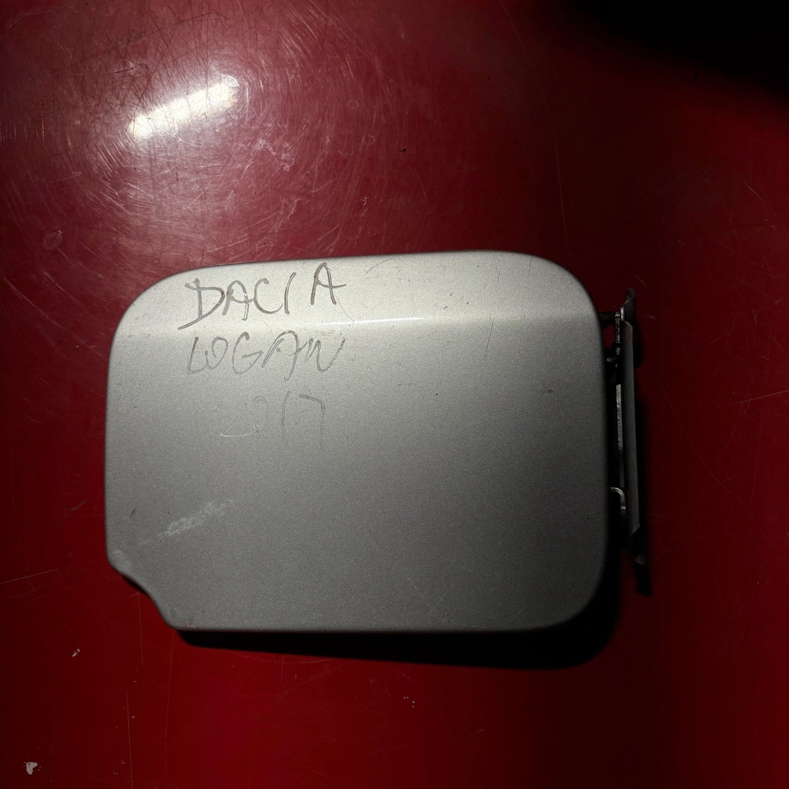 Dacia Logan Mk2 12-21 Diesel Fuel Filler Flap Cover