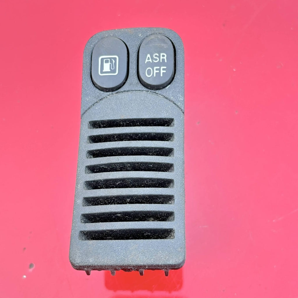 Alfa Romeo GT 2003-2010 Fuel Tank Flap Release ASR OFF Button Switch 156040104