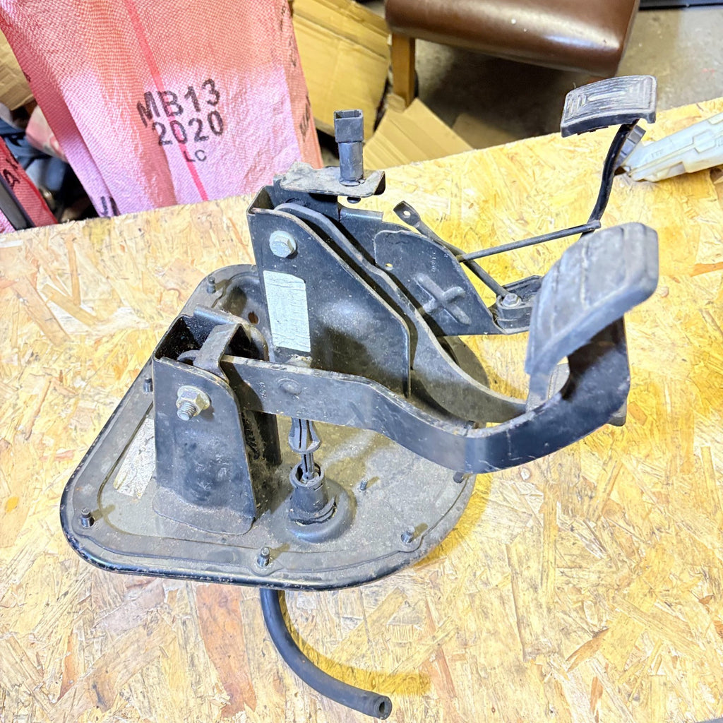 RENAULT MOVANO 2.5DCI PEDAL BOX 2001-2010