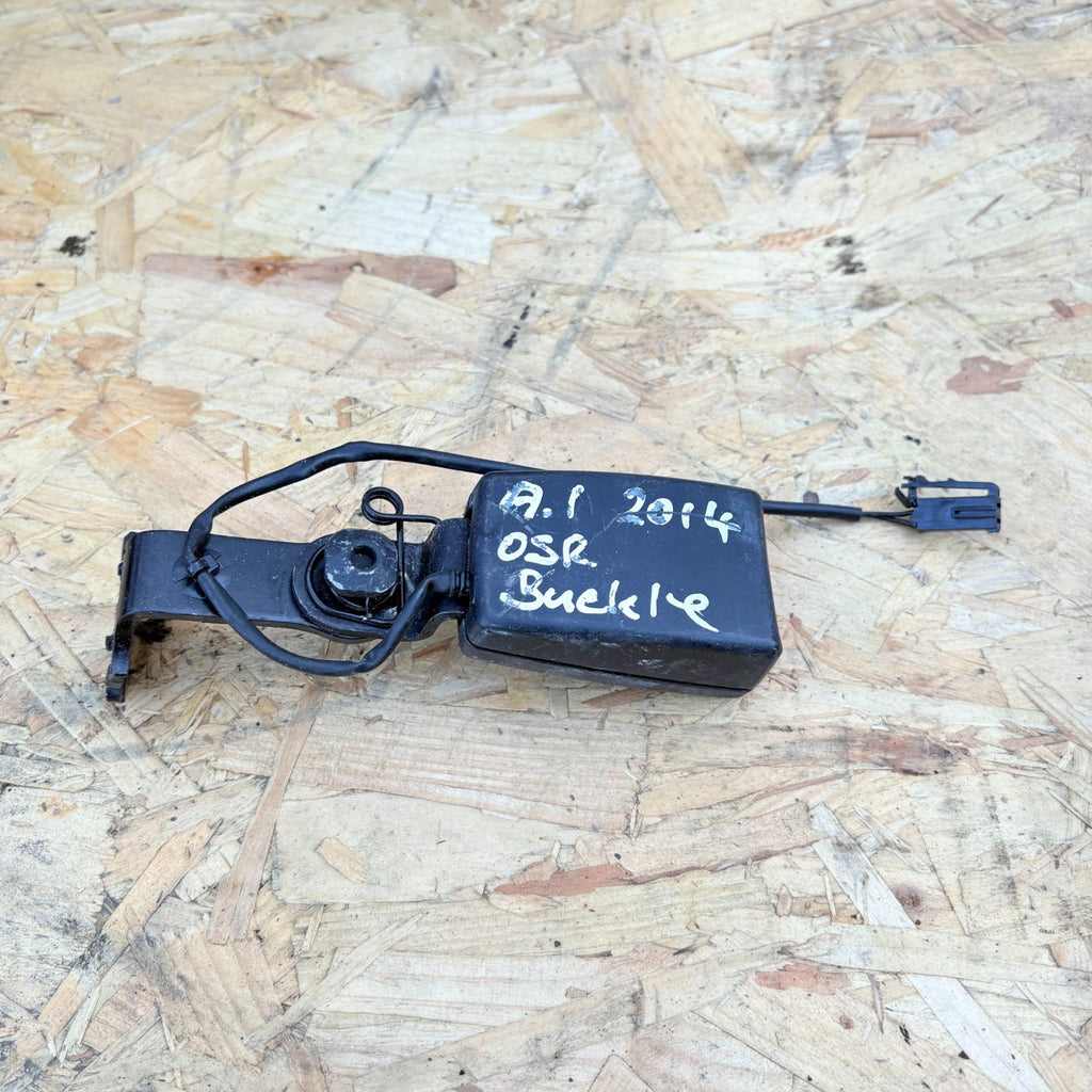 2014 AUDI A1 OFFSIDE REAR SEATBELT BUCKLE STALK 8X0857739