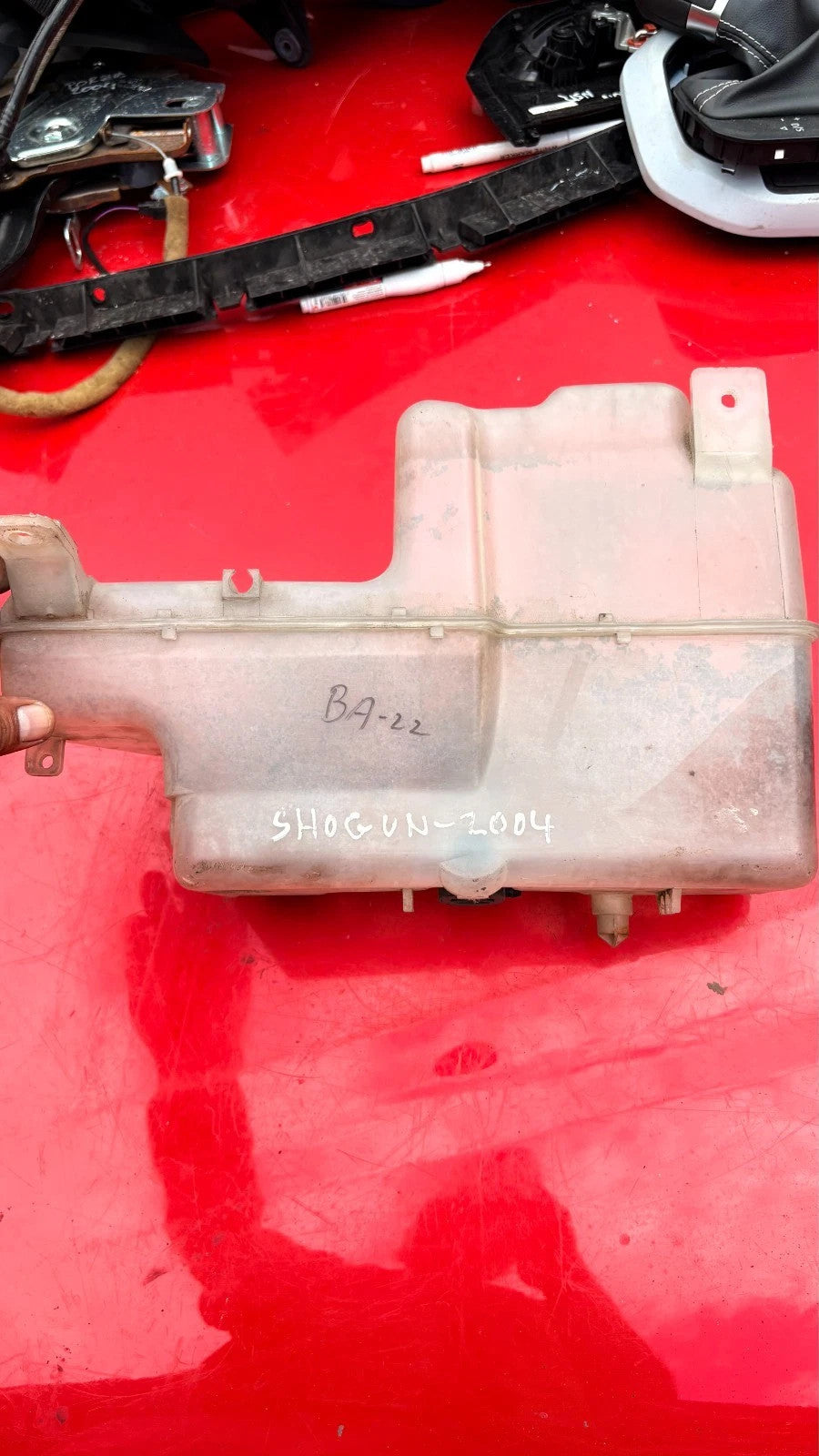 2004 Mitsubishi Shogun Radiator Expansion Bottle