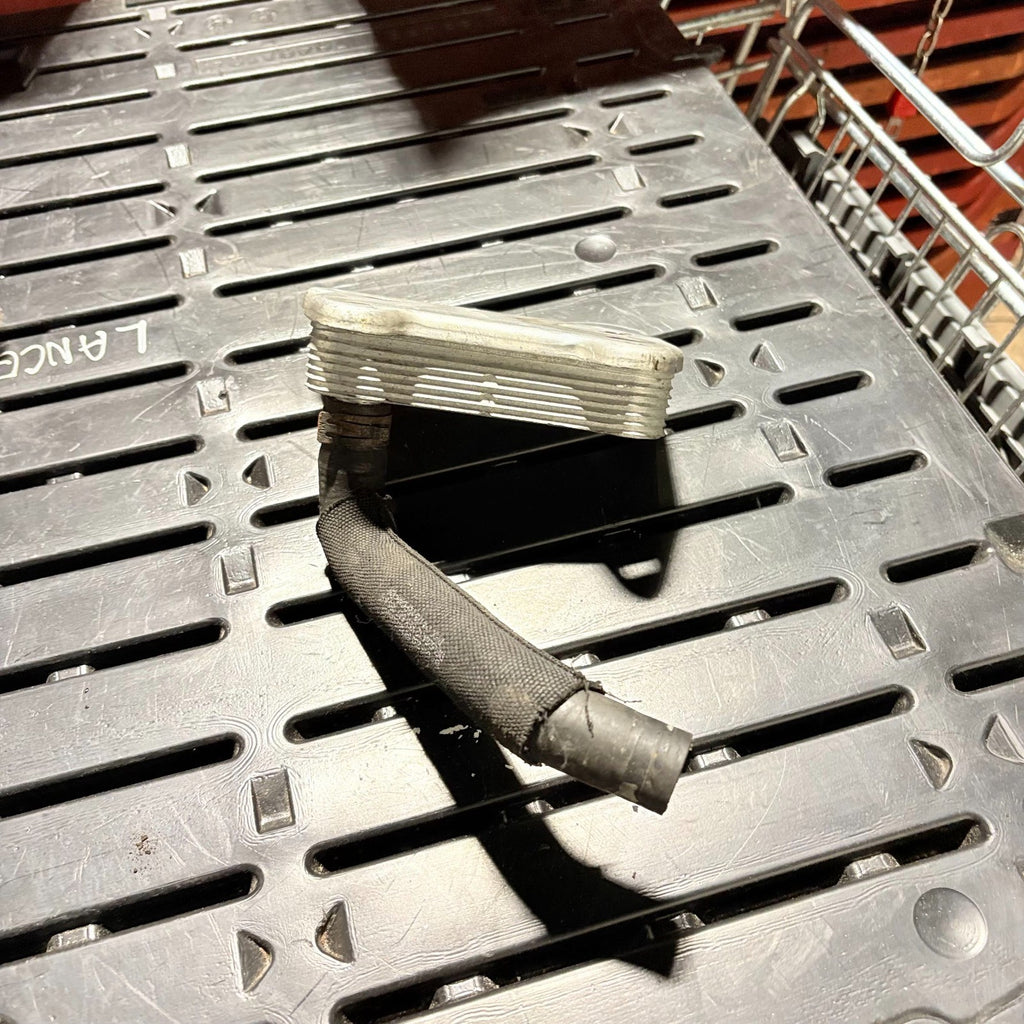 MERCEDES C CLASS C200 AV1709 OIL COOLER