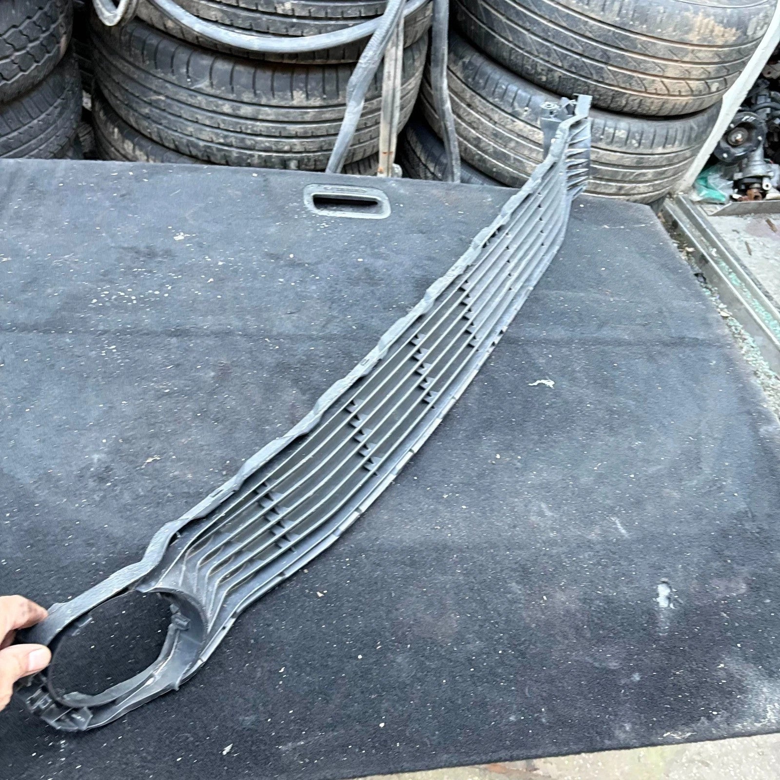 Toyota Aygo MK2 2014-2018 Front Bumper Lower Centre Grille 162041200100