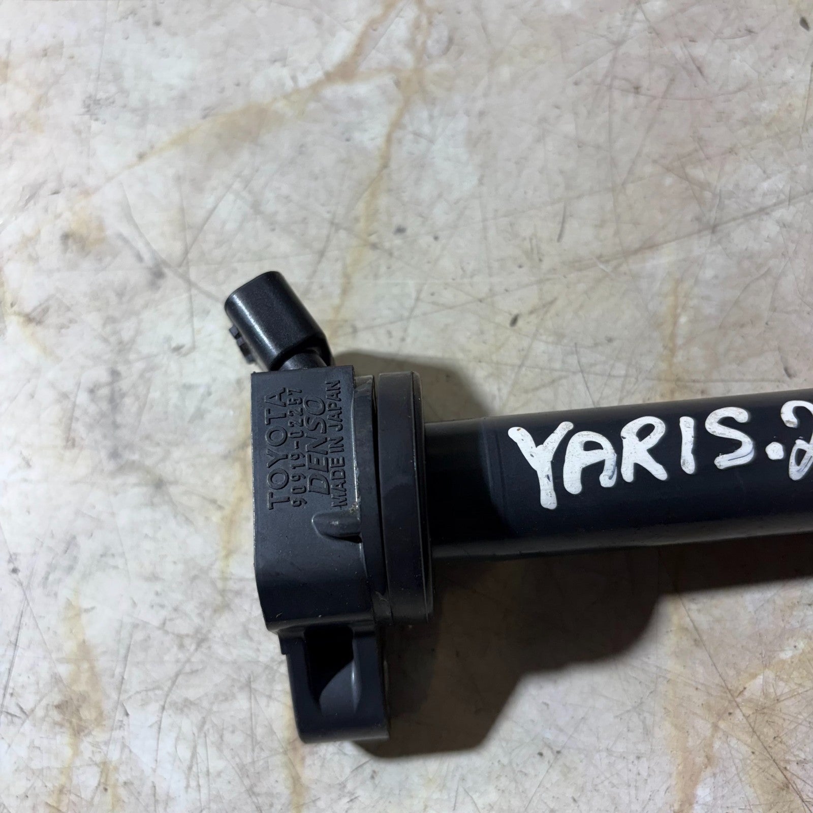 2013 TOYOTA YARIS IGNITION COIL 90919-02257