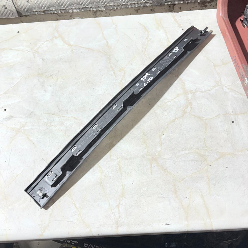 MERCEDES-BENZ A CLASS A150 2008 DOOR SILL TRIM REAR LEFT PASSENGER SIDE