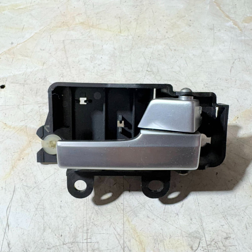3M51R22600 DRIVER REAR INTERIOR HANDLE FOR FORD FOCUS 2007
