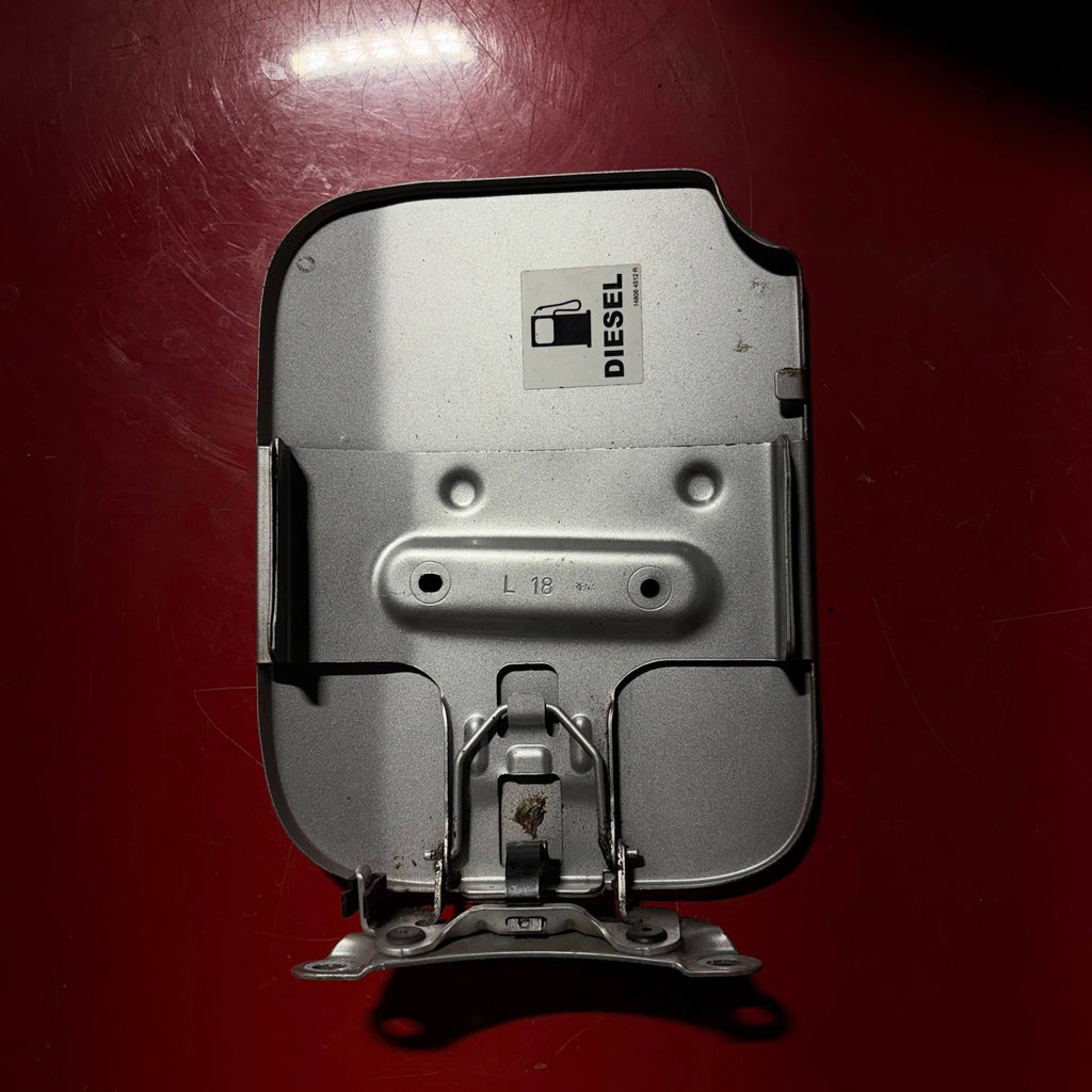 Dacia Logan Mk2 12-21 Diesel Fuel Filler Flap Cover