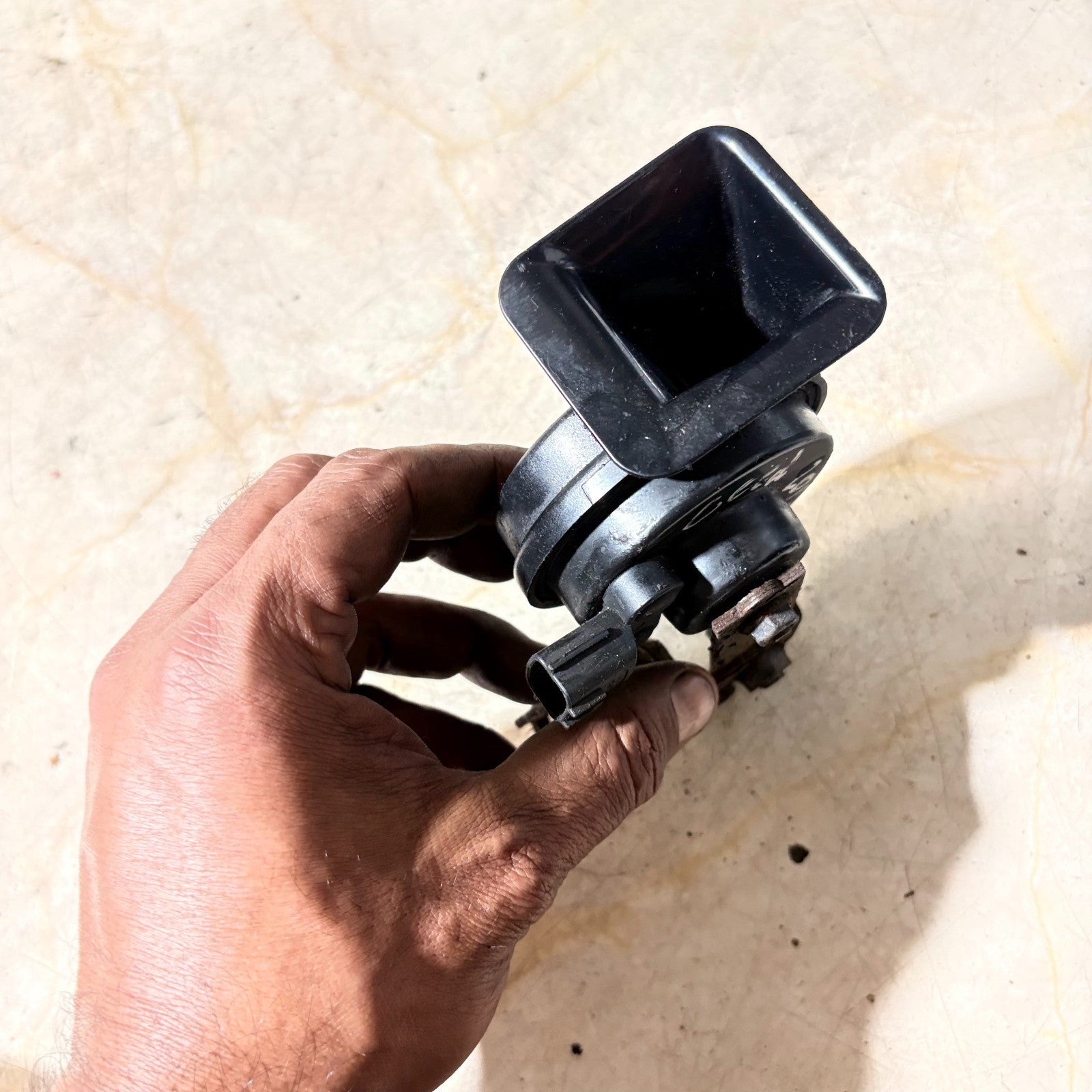 Low Tone Horn for Kia Ceed 2016