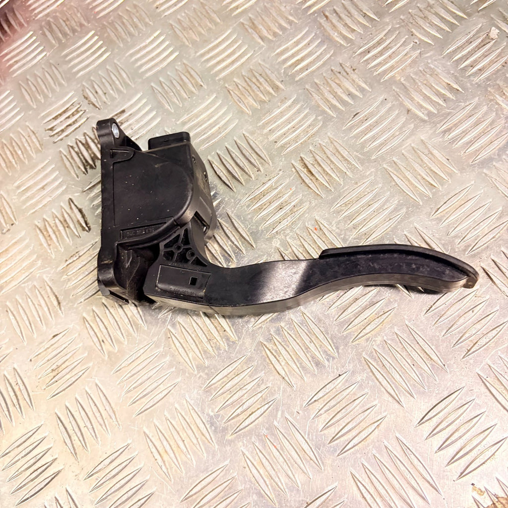 2008 MERCEDES SPRINTER 906 ACCELERATOR THROTTLE PEDAL F00C 3E2430