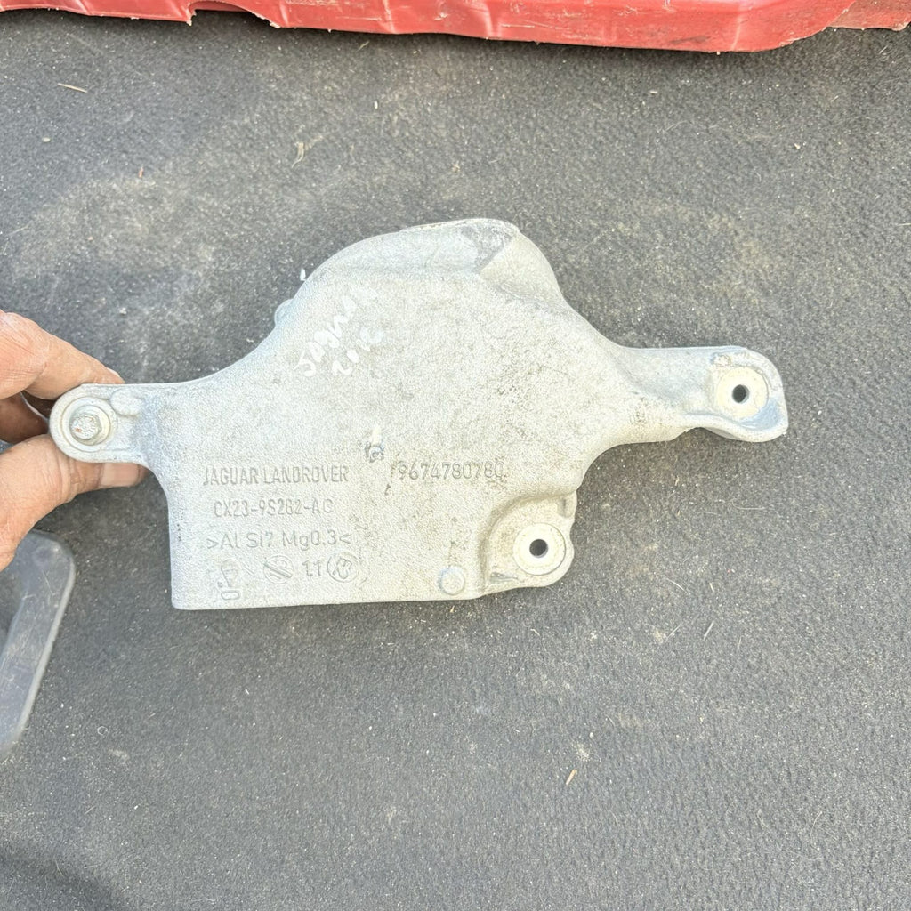 JAGUAR XF X250 2011-2015 2.2D DIESEL ENGINE MOUNTING BRACKET 9674780780