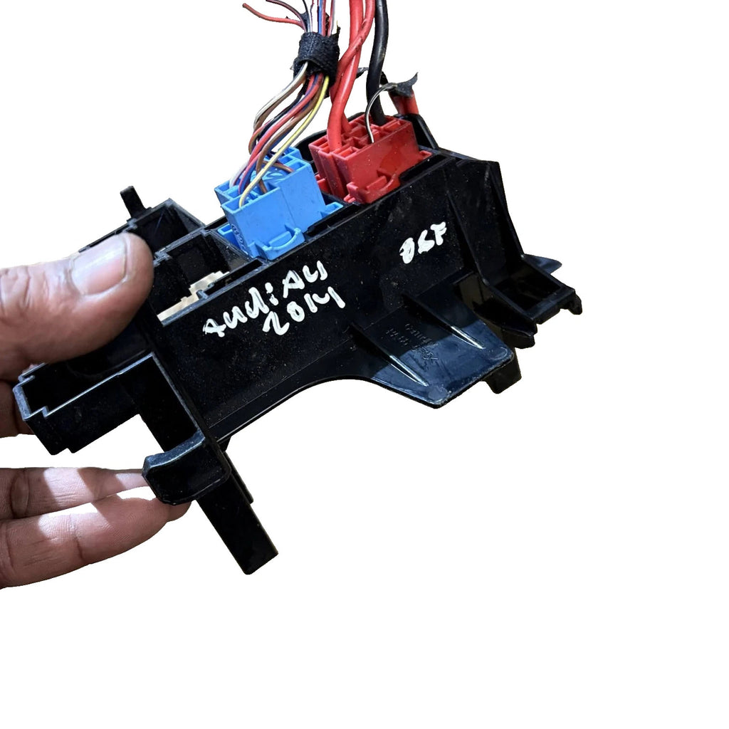 Audi A4 S4 B8 2008-2012 Engine Bay Fuse Box Relay Plate 8K1937503A