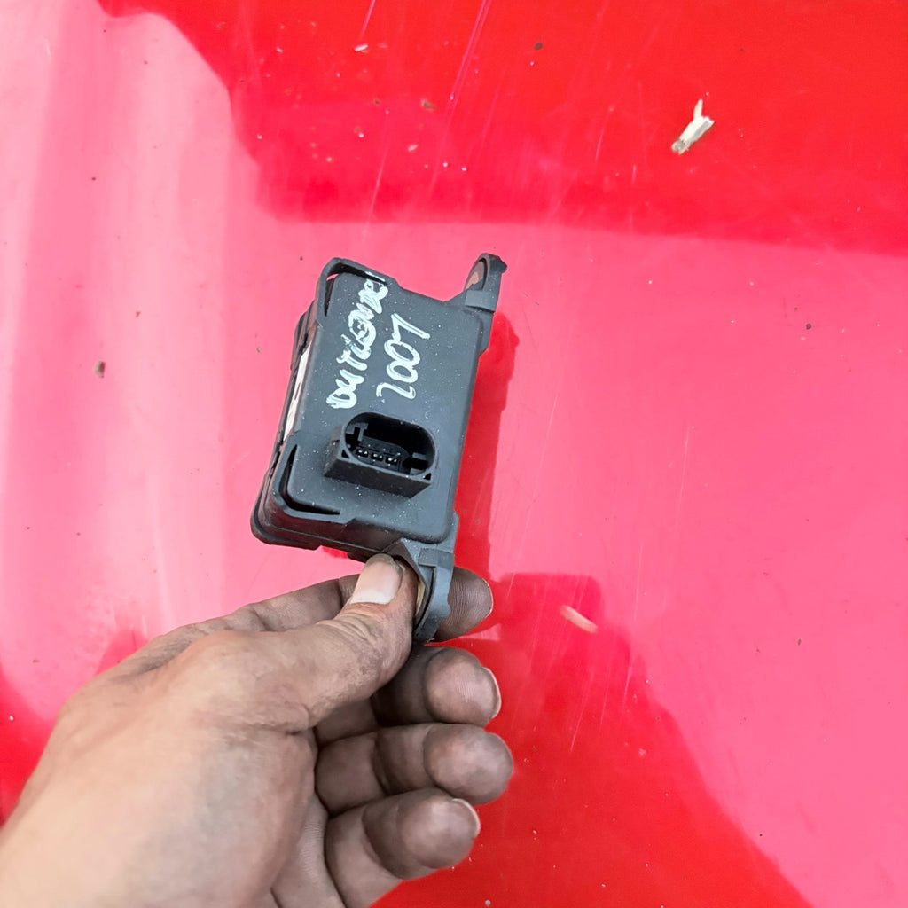 Mitsubishi Outlander Mk2 2006-2012 Yaw Rate Sensor 4670A282