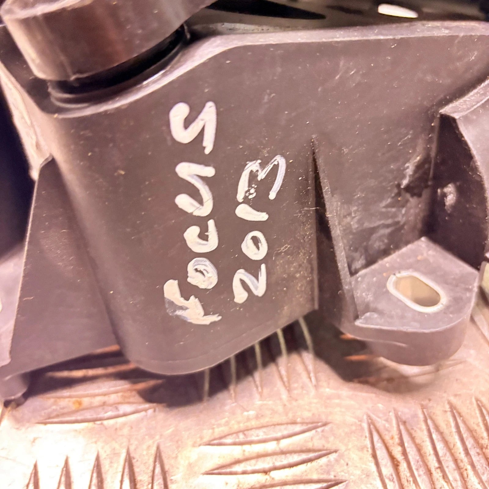 FORD FOCUS GEAR SELECTOR 6 SPEED MANUAL BV6R7C453DKC 2013 Mk3