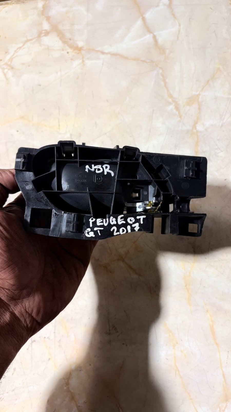 PEUGEOT GT 2017 N/S/R INTERIOR DOOR HANDLE 303966