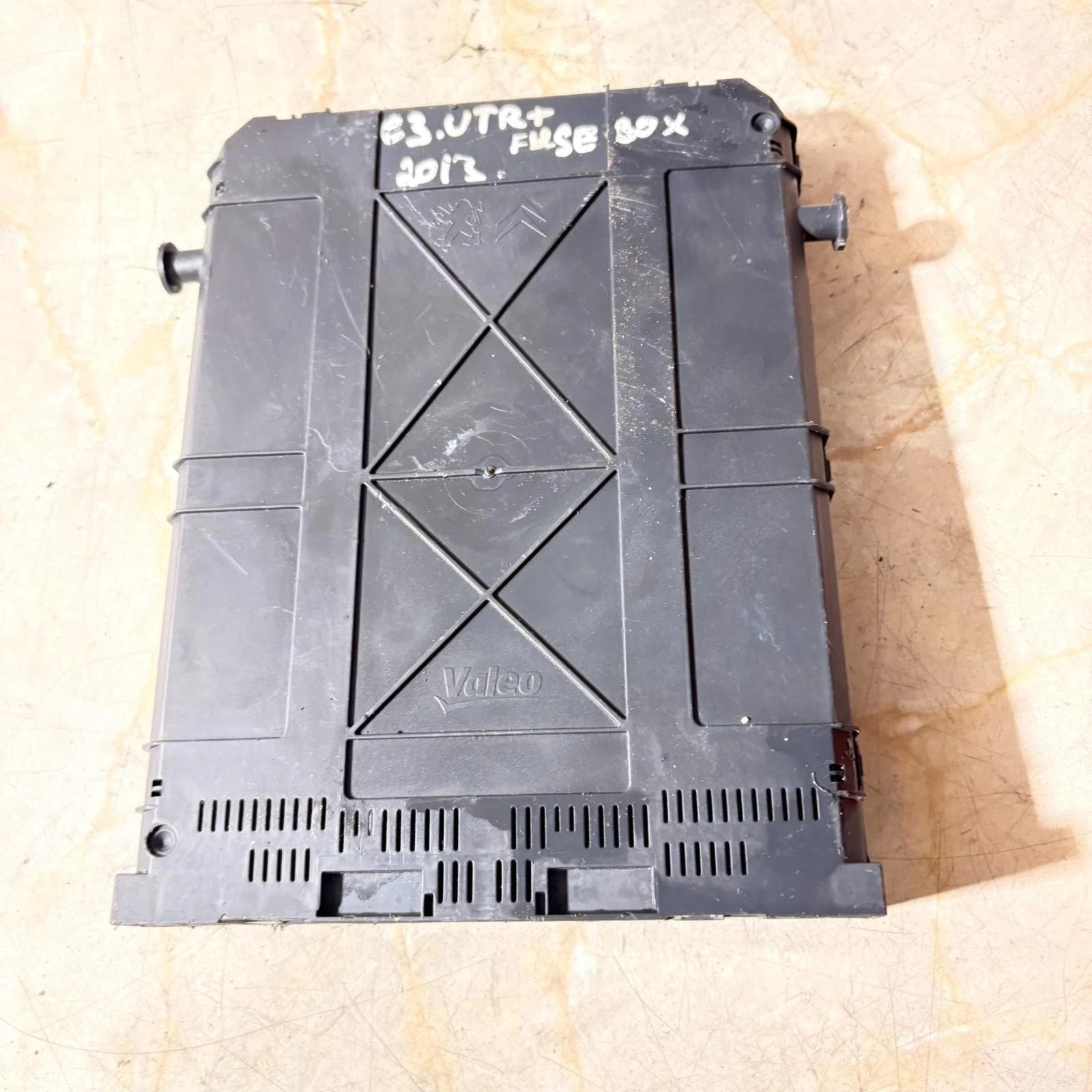 CITROEN C3 ULTRA + 2013 BSM BODY CONTROL MODULE 9666952280