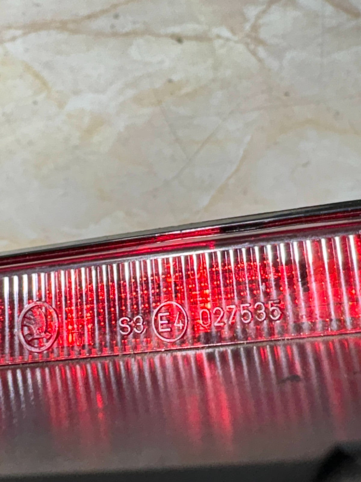 BRAKE LIGHT 1U6945097B