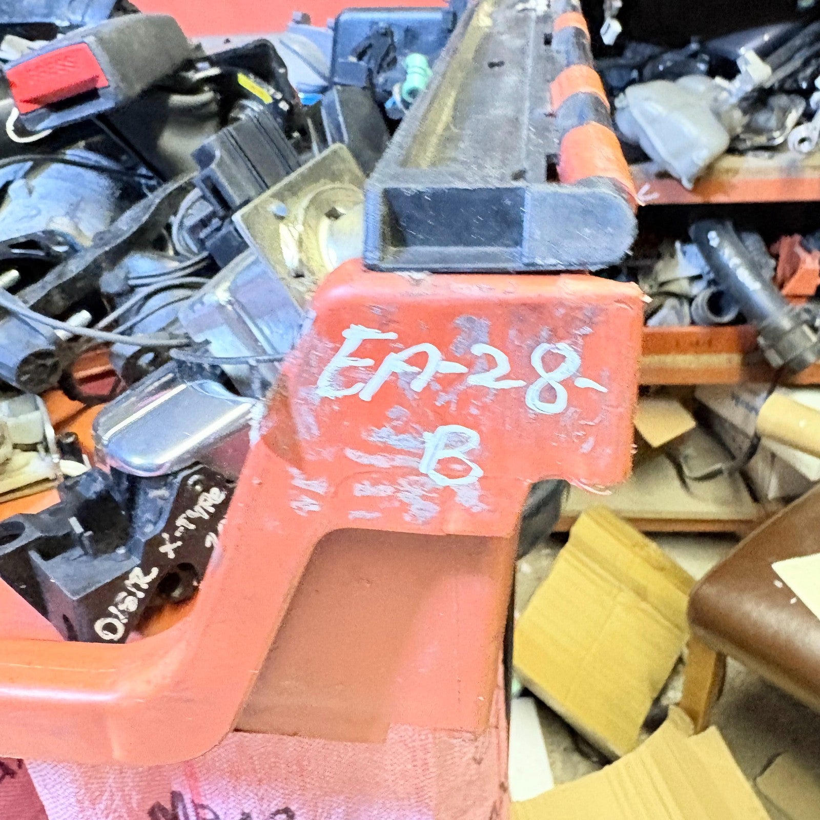 PEUGEOT 407 DASHBOARD AIR VENT FRONT RIGHT DRIVER SIDE 2008