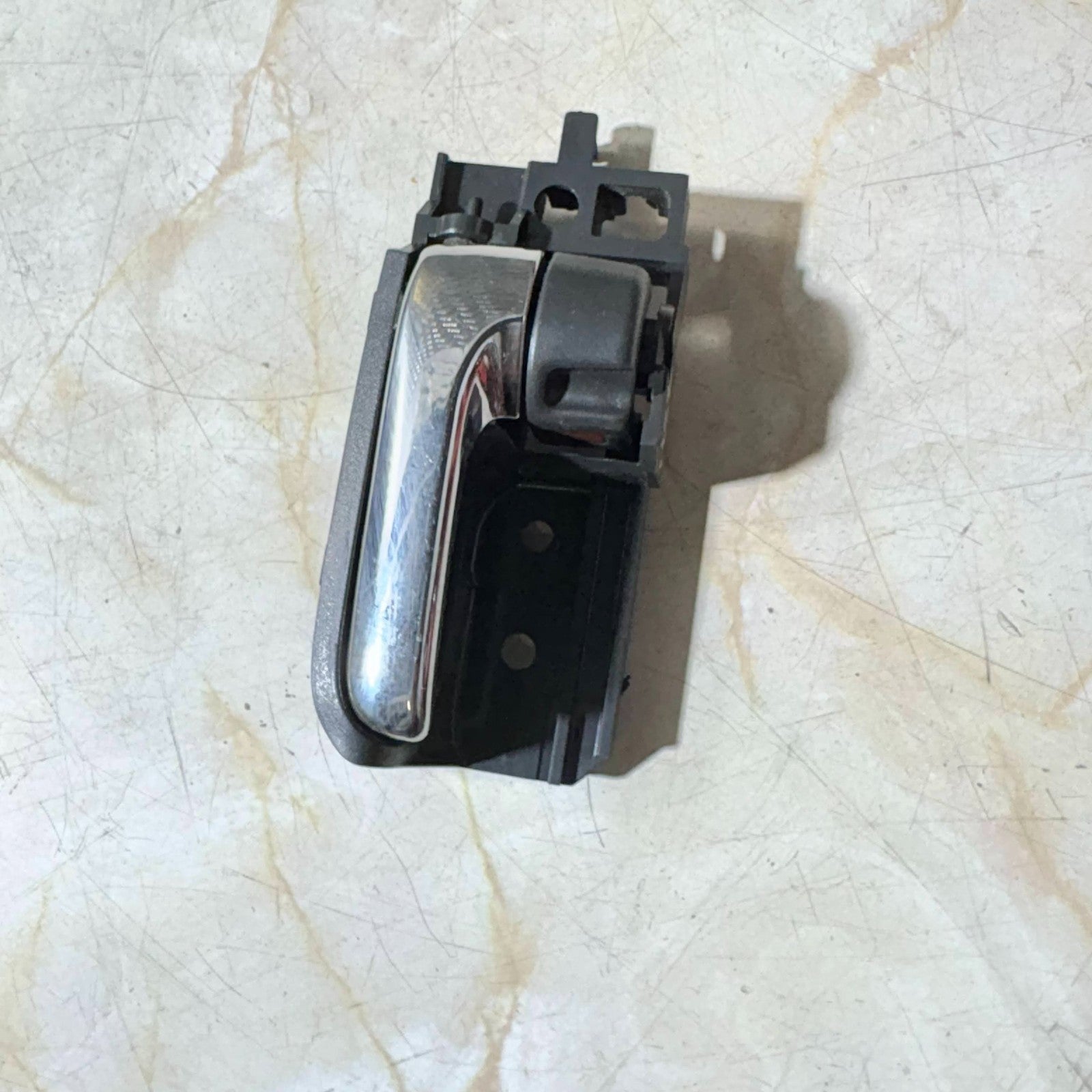 Toyota Corolla 2006 Interior Door Handle Rear Left Passenger Side 50594A1
