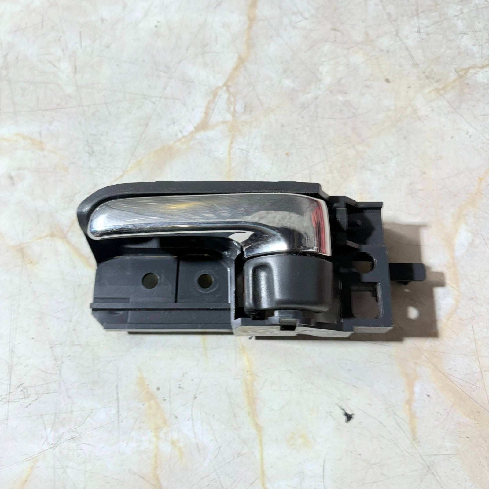 Toyota Corolla 2006 Interior Door Handle Rear Left Passenger Side 50594A1
