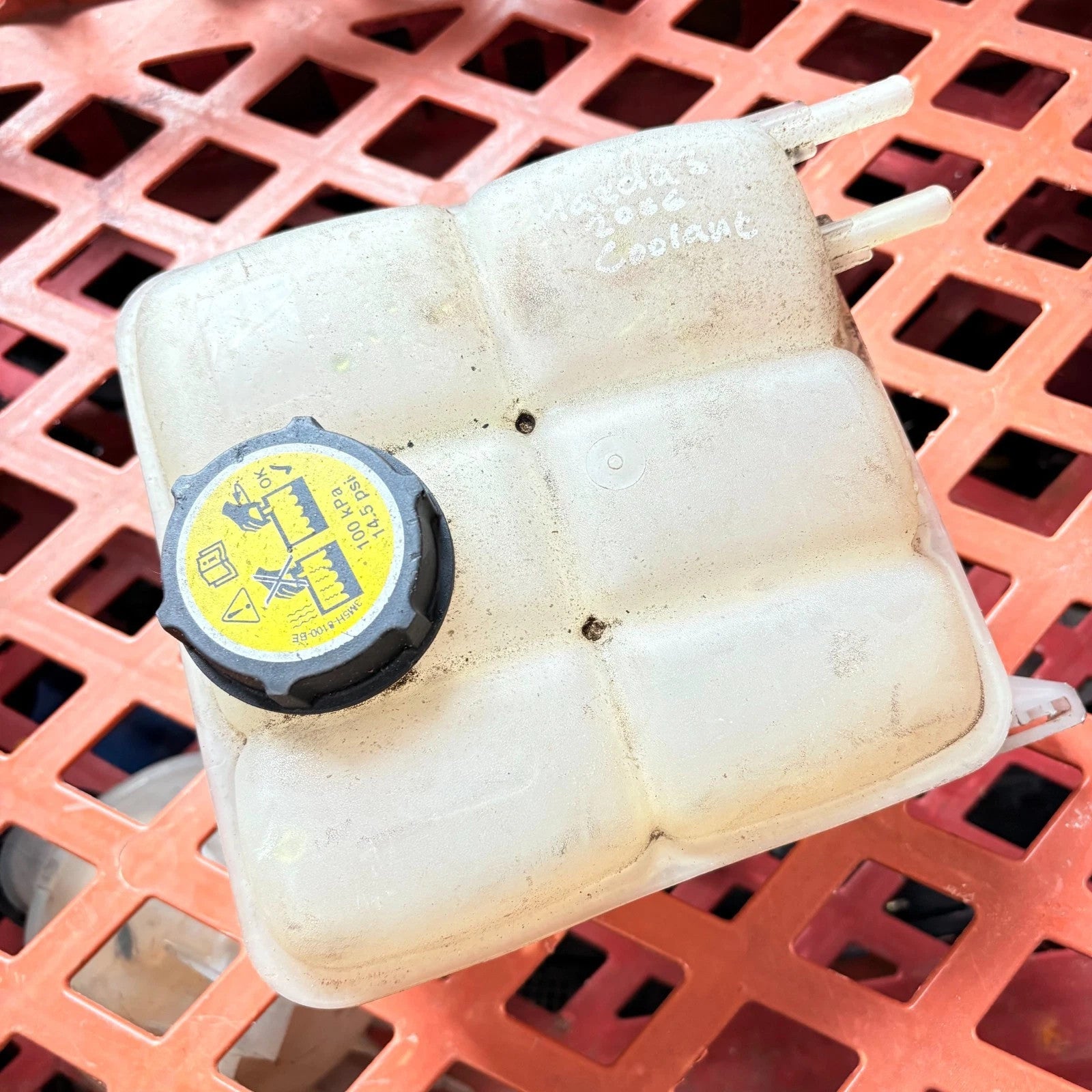 Mazda 3 (BK) 2003-2009 Coolant Expansion Tank Reservoir Bottle 3M5H-8K218-DG