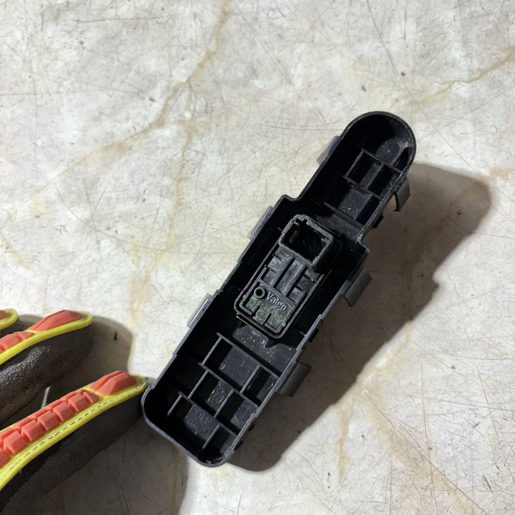 Citroen C4 2004-2010 Front Left Passenger Window Switch 9651466677