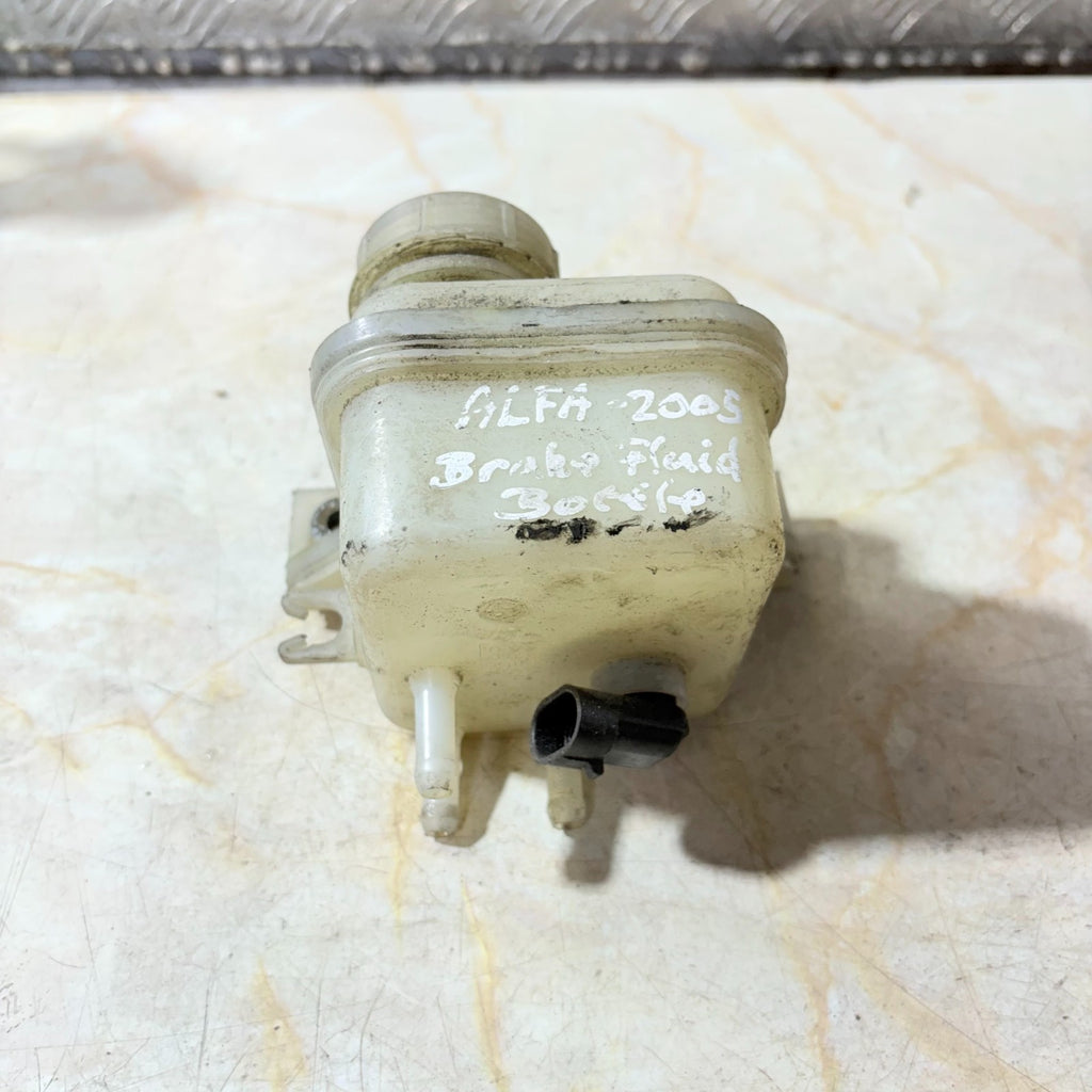 ALFA ROMEO BRAKE FLUID TANK RESERVOIR BOTTLE 2003-2010