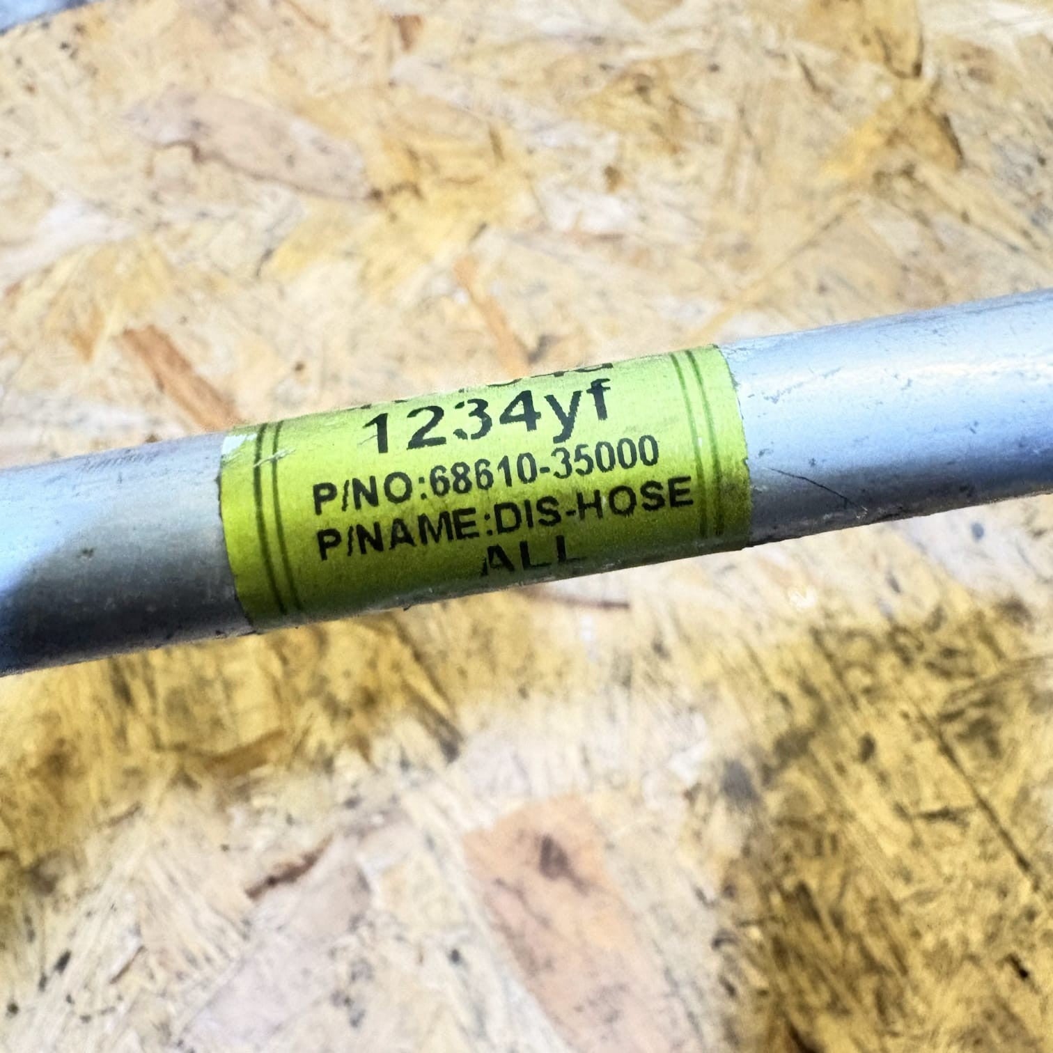 Ssangyong Tivoli air con pipe 68610-35000 2017