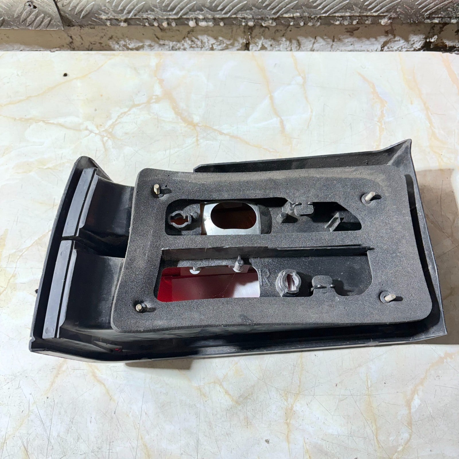 86-87 Civic 4Dr RearRight Taillight Combination Brake Signal Stop Lamp