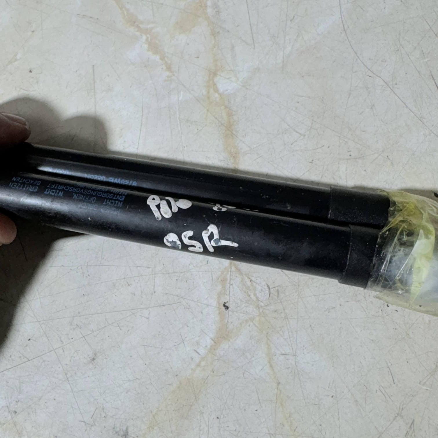 VW POLO 6R 2009-14 REAR TAILGATE BOOT GAS STRUTS SUPPORT SPRINGS PAIR 6R6827550A