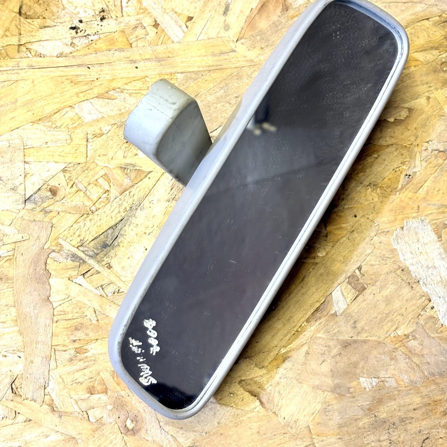 SUZUKI SWIFT REAR VIEW MIRROR E13010836 A574