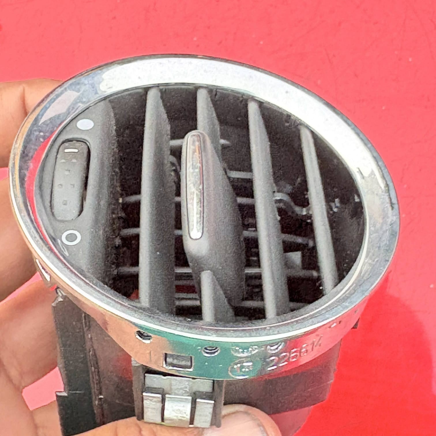 FIAT BRAVO MK2 DRIVER FRONT RIGHT SIDE DASHBOARD AIR VENT 226541