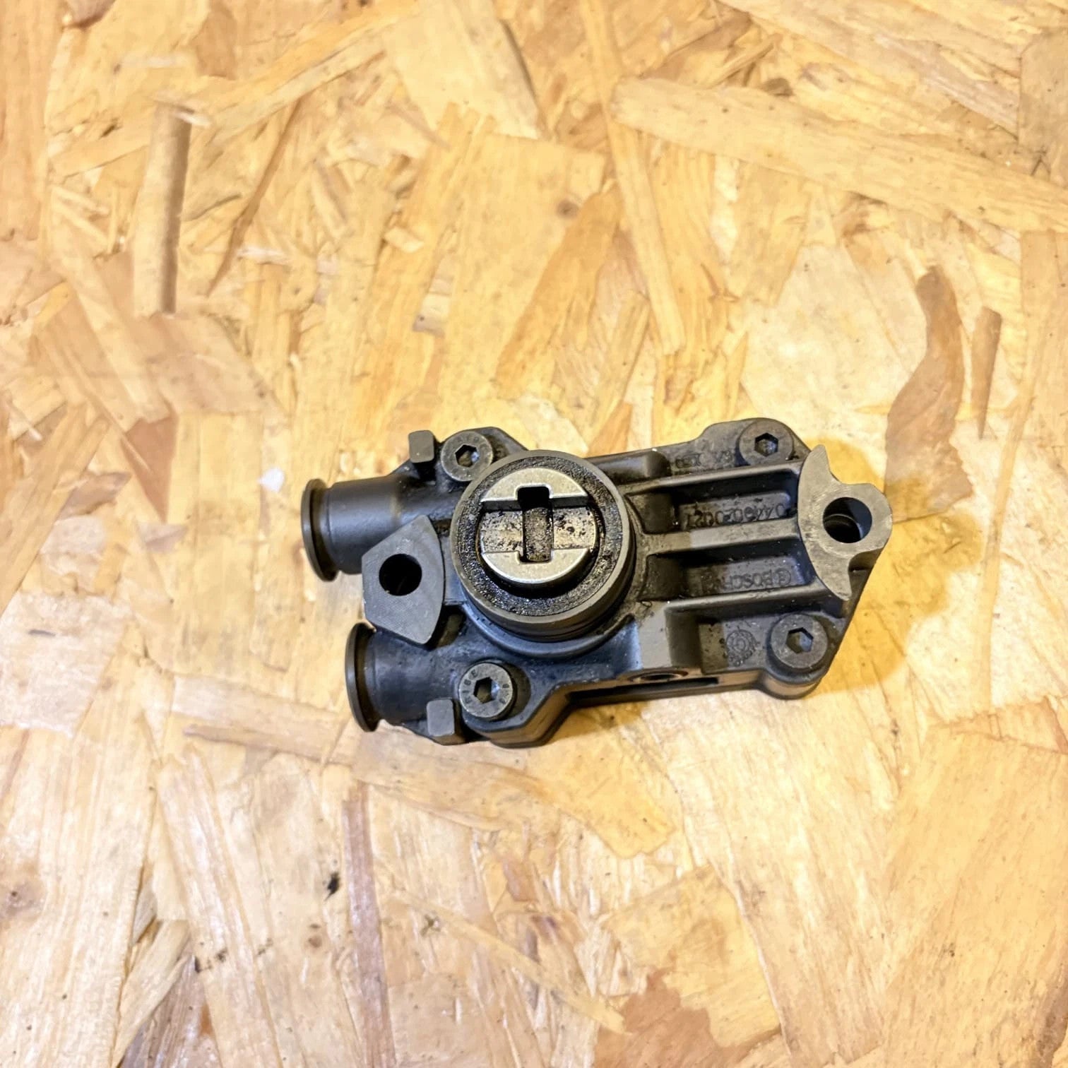 Mercedes Vito 0440 020 088 Engine Fuel Pump Electric Car Replacement Bosch