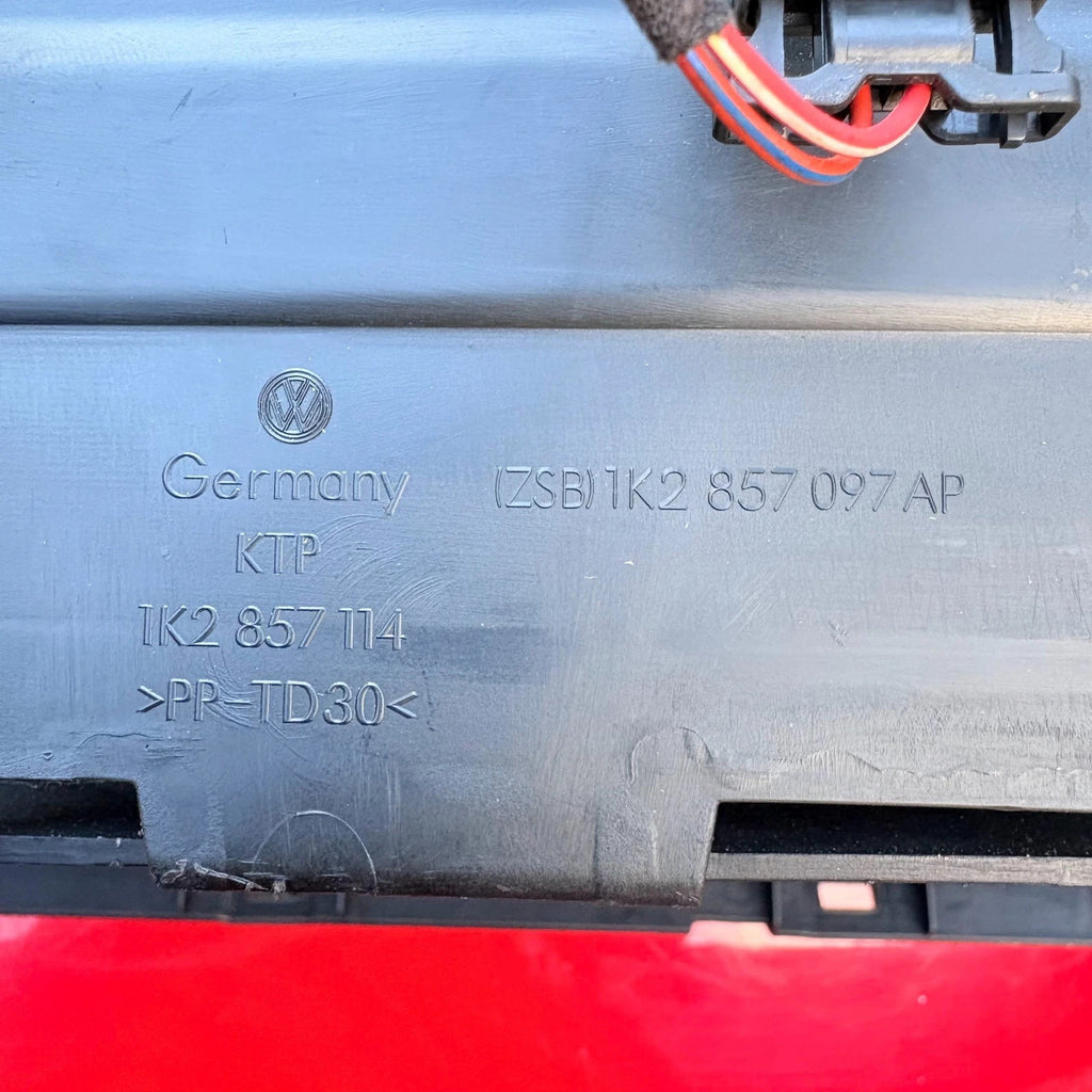 VW GOLF GLOVEBOX COMPLETE 1K2 857 097 AP