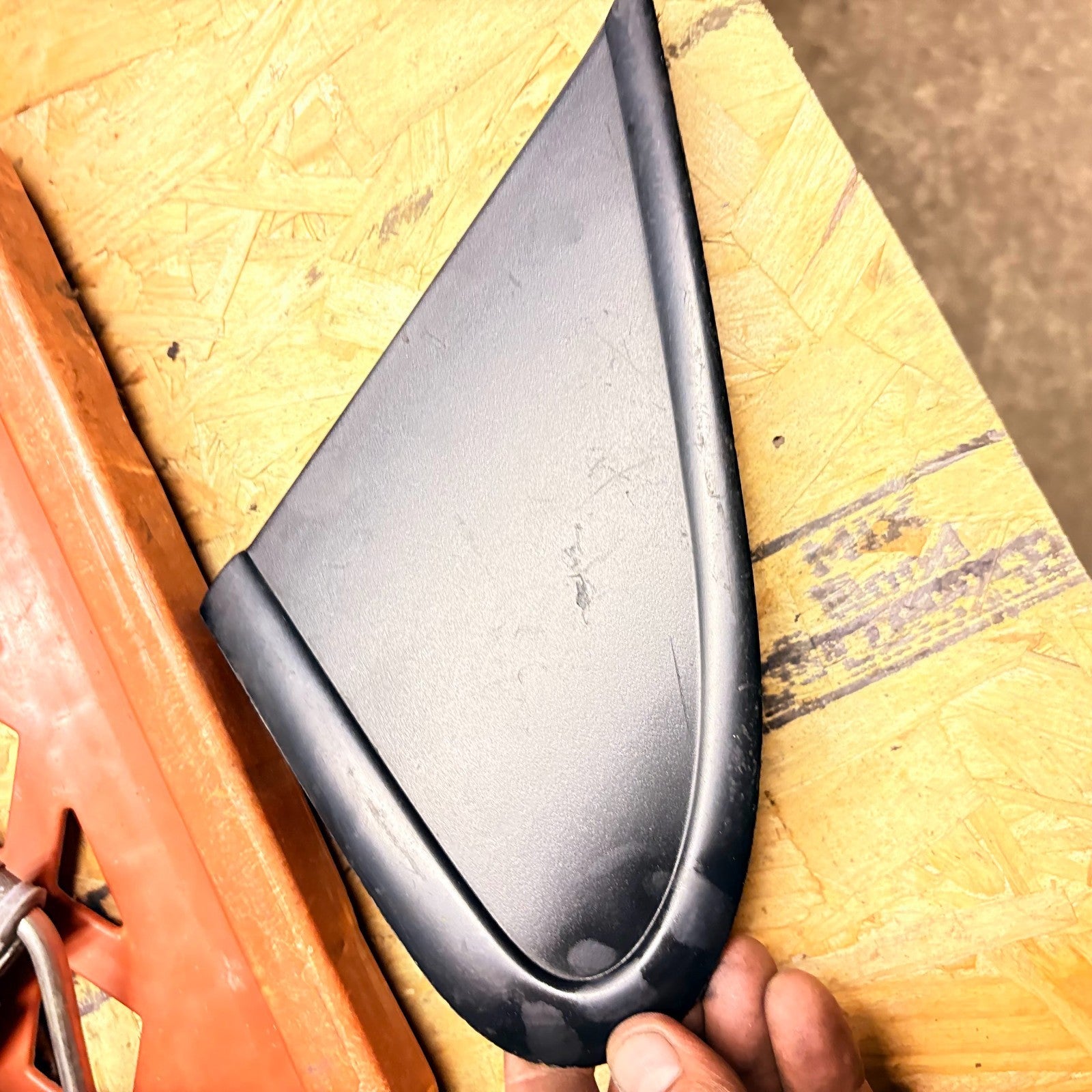 VOLKSWAGON Fox 2005-2012 Right Front Top Wing