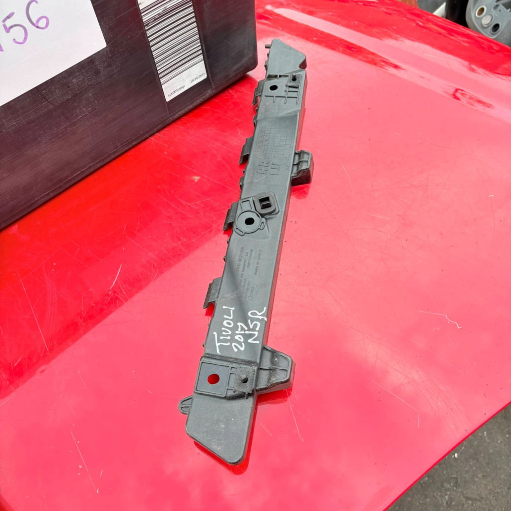 SSANGYONG TIVOLI REAR BUMPERMOUNT BRACKET HOLDER PASSENGERREAR 78831-35500 2017