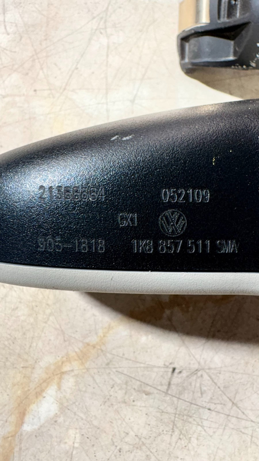 VW SCIROCCO 2009 AUTO DIMMING REAR VIEW MIRROR 1K8 857 511