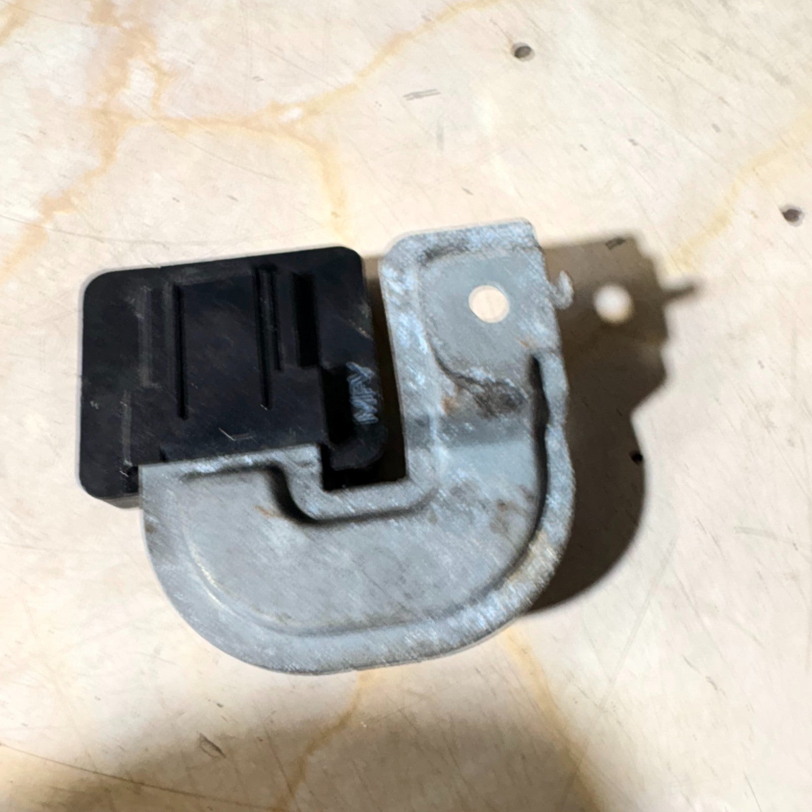 NISSAN PULSAR C13 ANTI-THEFT ALARM SIREN BUZZER HORN 14-18