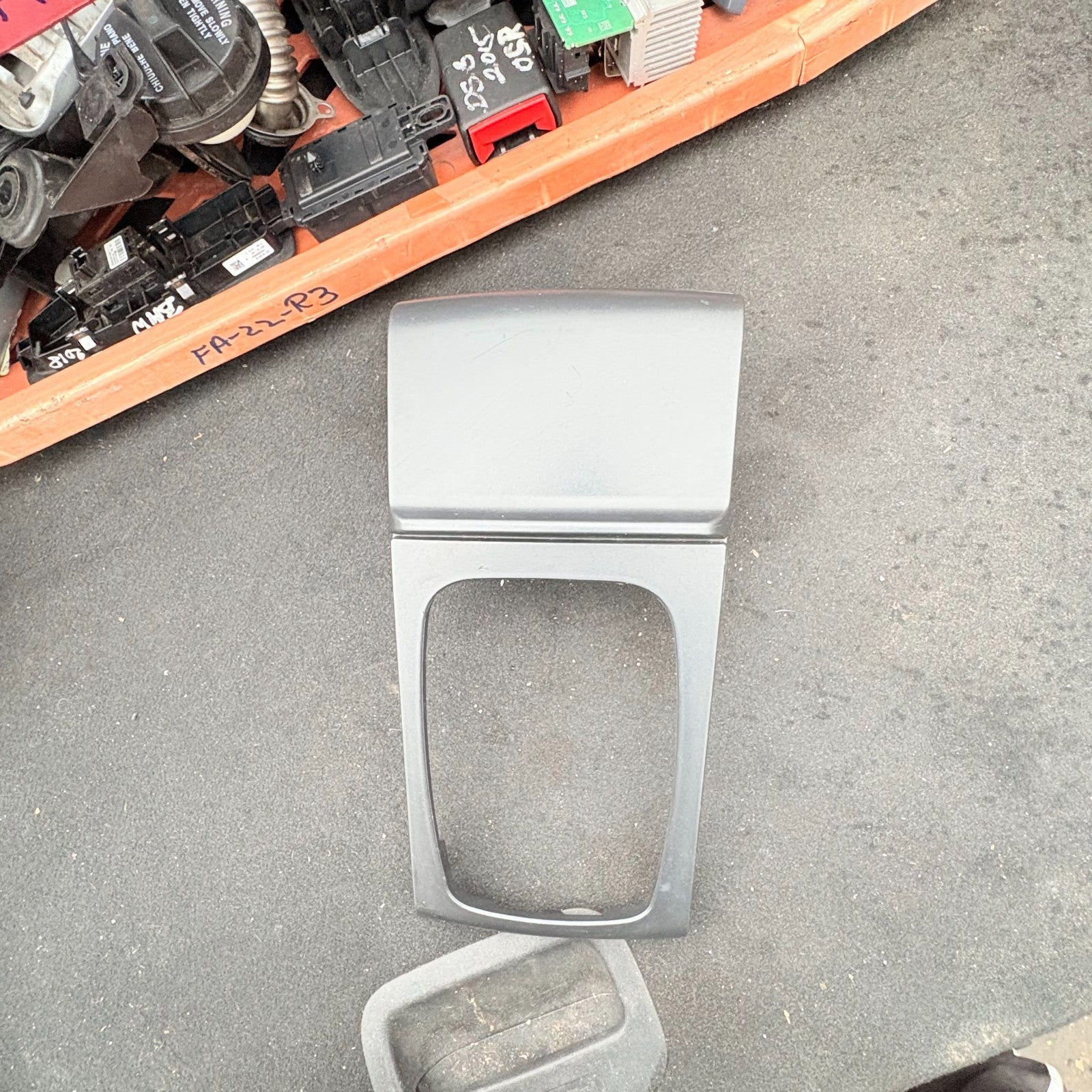 Skoda Fabia Gearstick surround with covered ashtray ZB-6Y0-857-951 2000-2007
