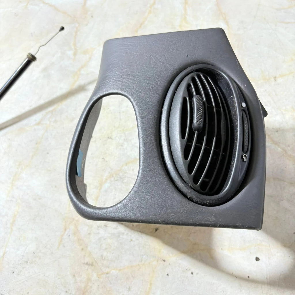 2003 Ford Focus Dashboard Air Vent Panel 98AB-A042N54-BGW Interior Trim