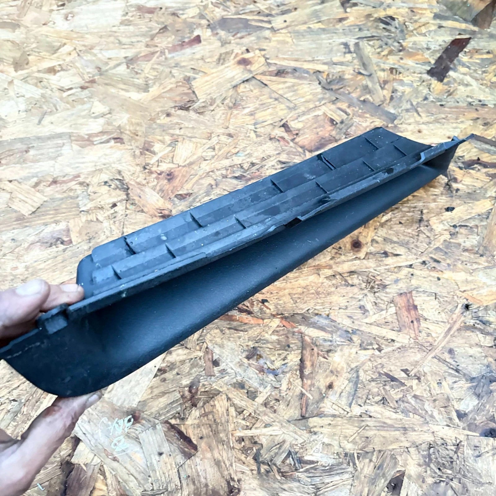 TOYOTA YARIS MK3 15-18 HYBRID DASH STORAGE COMPARTMENT TRIM 55451-0D140