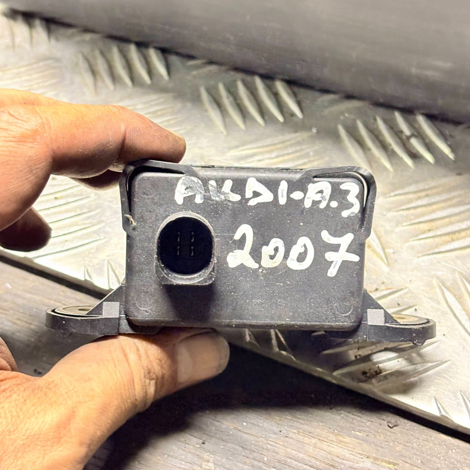 AUDI A3 8P 2003-2012 ESP ACCELERATION YAW RATE SENSOR 7H0907655A