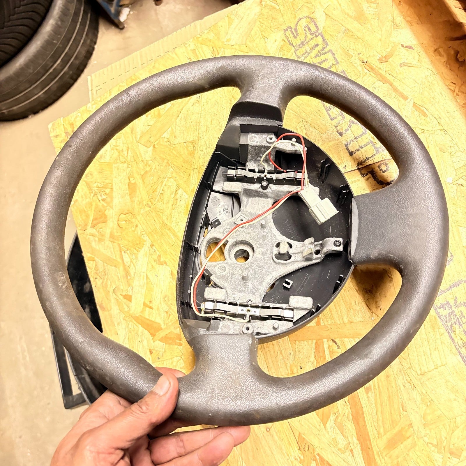 Renault Scenic II/Grand Scenic II X84 Steering Wheel 8200106306E 2003-2009