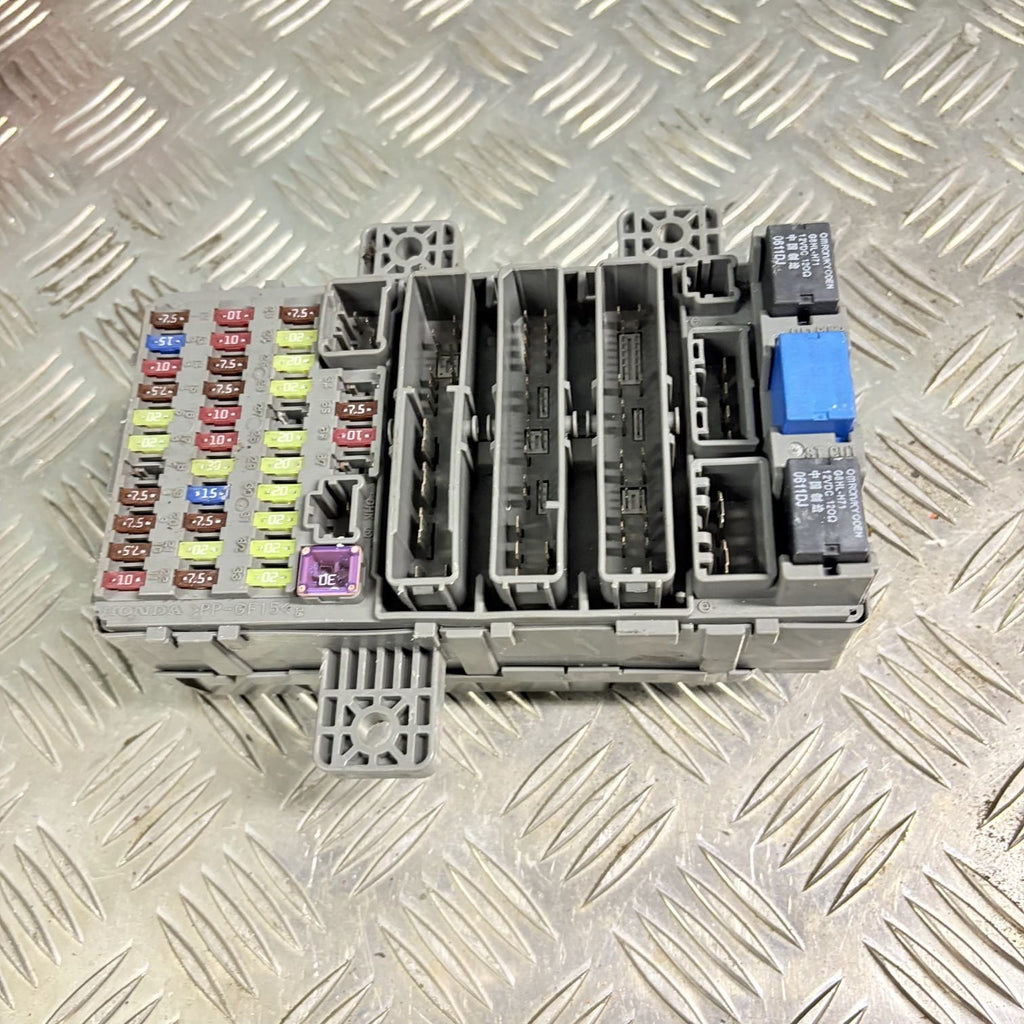 V1060 HONDA CIVIC ECU Control Module Unit A-000011 2012