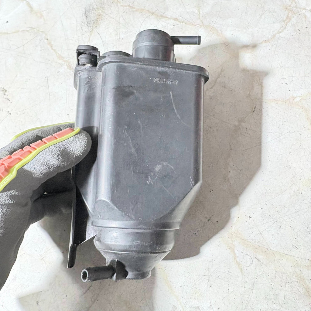 1J0201801 Activated Carbon Filter GM Tank/Vaccum Pump For Audi A3