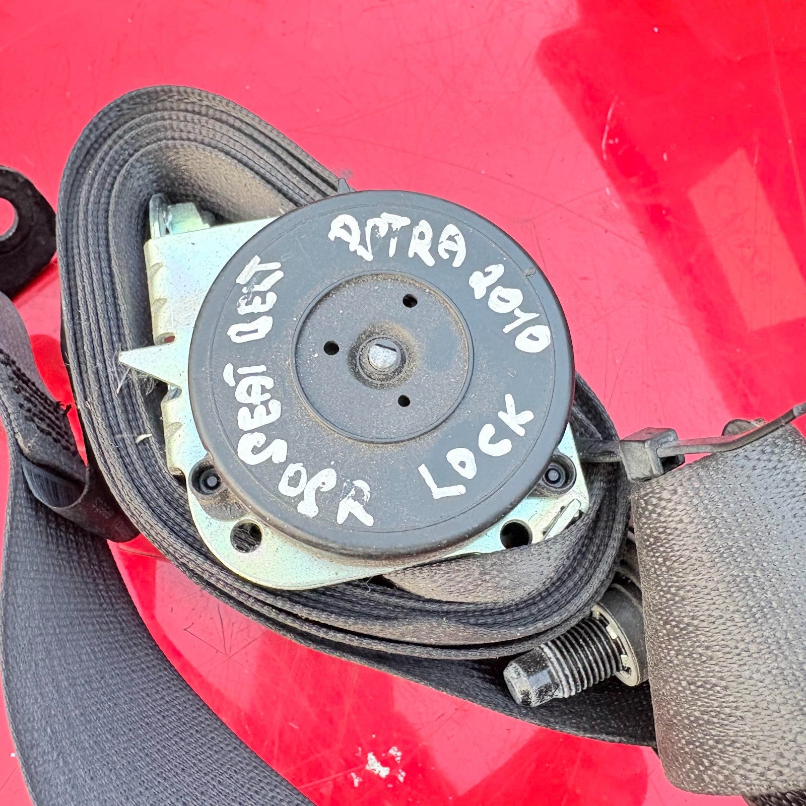 Vauxhall Astra 2010 Right Driver Offside Rear Seat Belt 36-741-6257